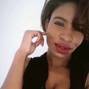 Meet your Posher, Nichelle